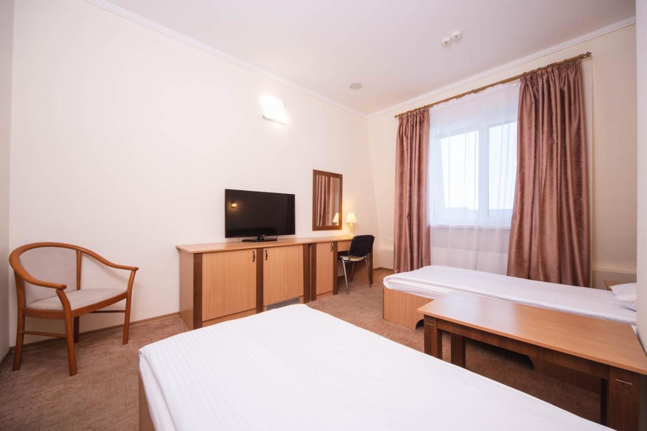 Optima Odesa Hotel Bagian luar foto