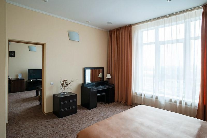 Optima Odesa Hotel Bagian luar foto