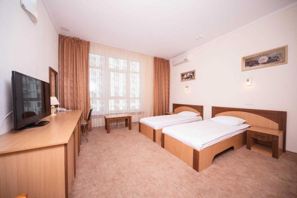 Optima Odesa Hotel Bagian luar foto