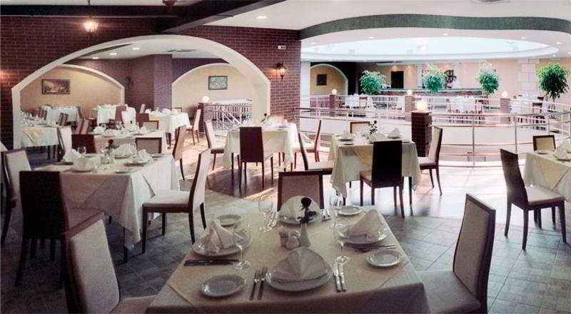 Optima Odesa Hotel Bagian luar foto